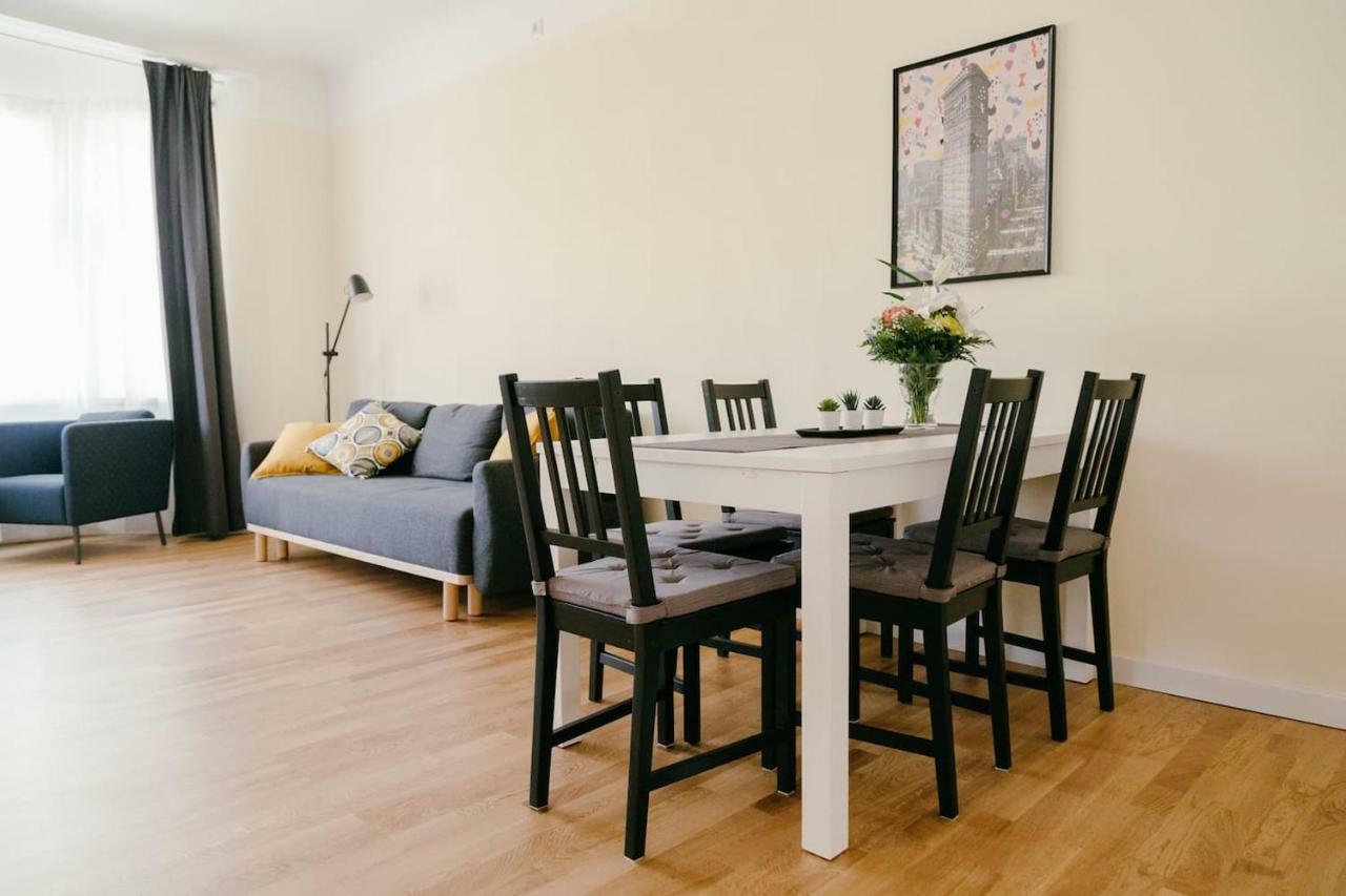 Izu Home Рига Екстериор снимка